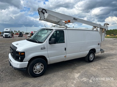 Altec AT200AV 30 ft on 2012 Ford E350 4x2 Van Arbeitsbühne-Lkw