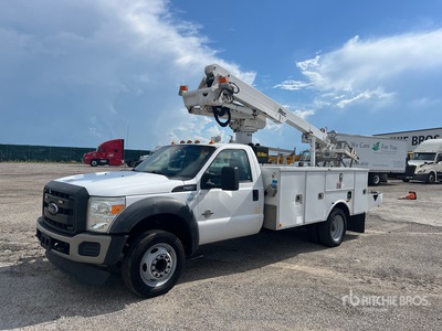 2016 Altec AT235P 35 ft on 2016 Ford F-550 XL 4x2 Camion de cubo