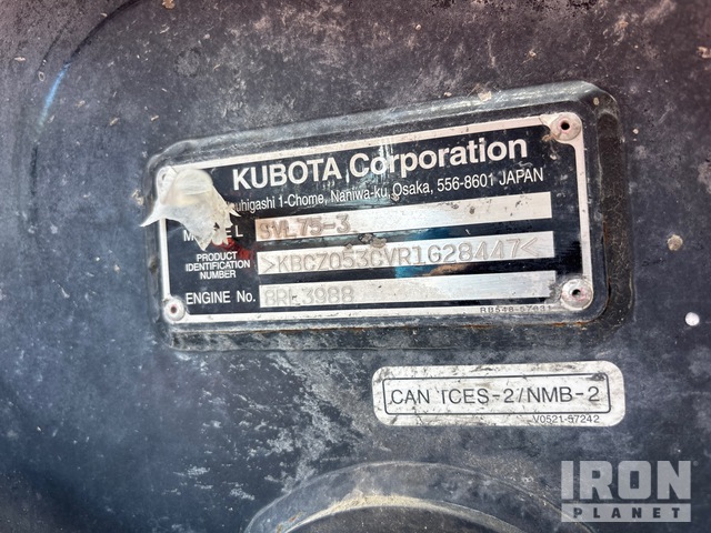 MINI CARGADOR SOBRE ORUGAS KUBOTA SVL753