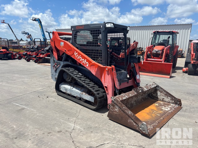 MINI CARGADOR SOBRE ORUGAS KUBOTA SVL753
