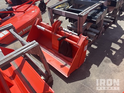 Land Pride CB0654 54 in Multipurpose grapple Bucket (Unused)