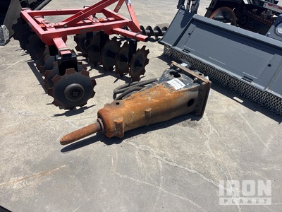 Land Pride AP-BR510 14 in Hydraulic Breaker