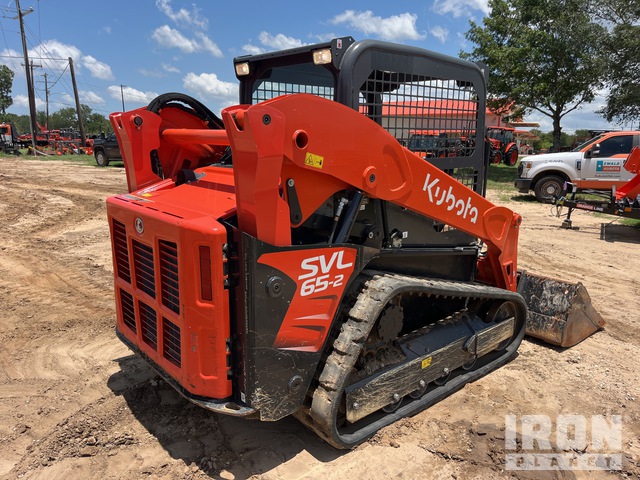 MINI CARGADOR SOBRE ORUGAS 2024 KUBOTA SVL652