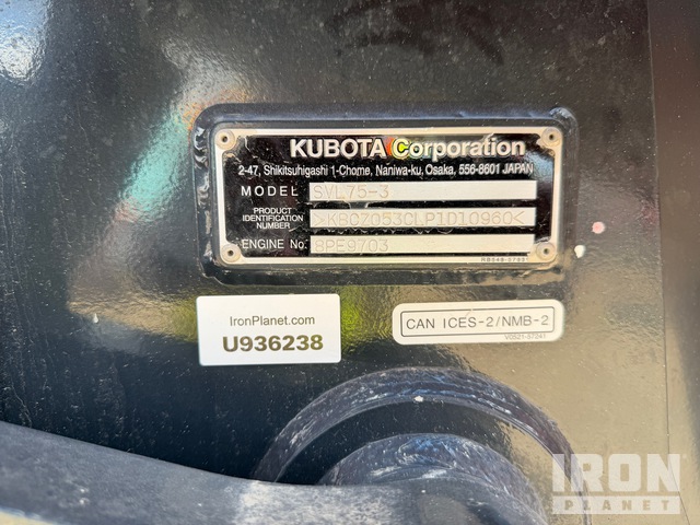 MINI CARGADOR SOBRE ORUGAS 2023 KUBOTA SVL753