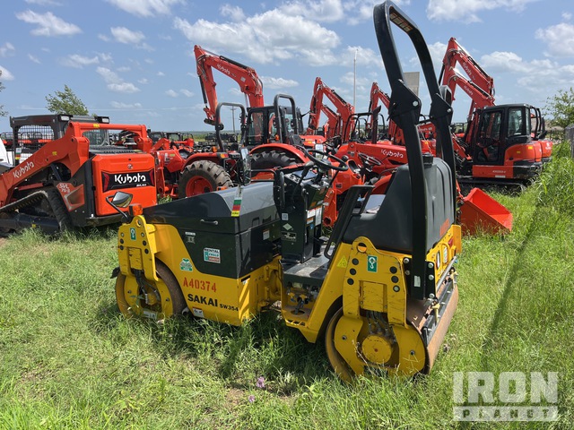 COMPACTADOR 2023 SAKAI SW354