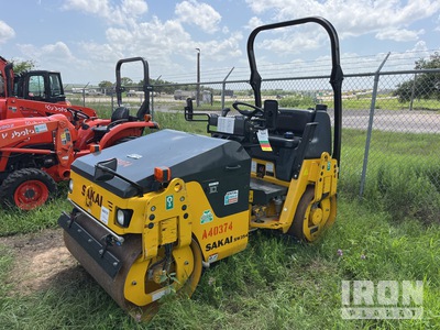 Sakai SW354 Double Drum Roller