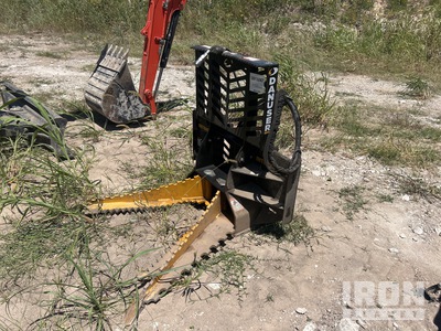 Danuser Intimidator 46 in Skid steer tree puller