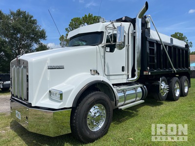 2020 Kenworth T800 8x4 Tri/A Camión dumper