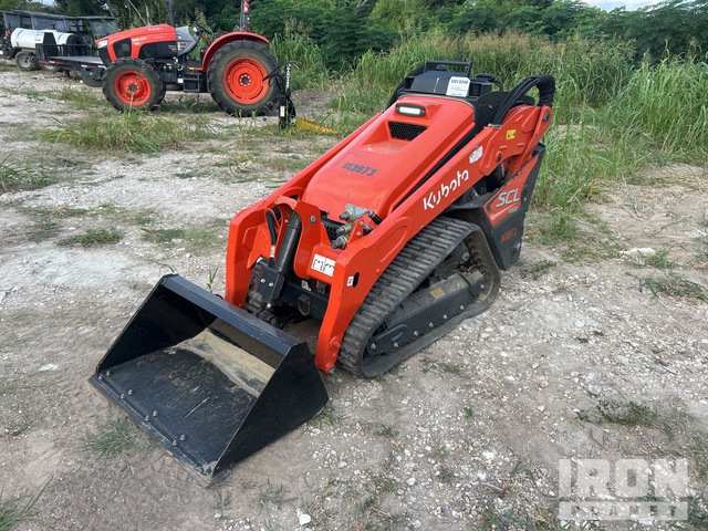 MINI CARGADOR SOBRE ORUGAS COMPACTO KUBOTA SCL1000