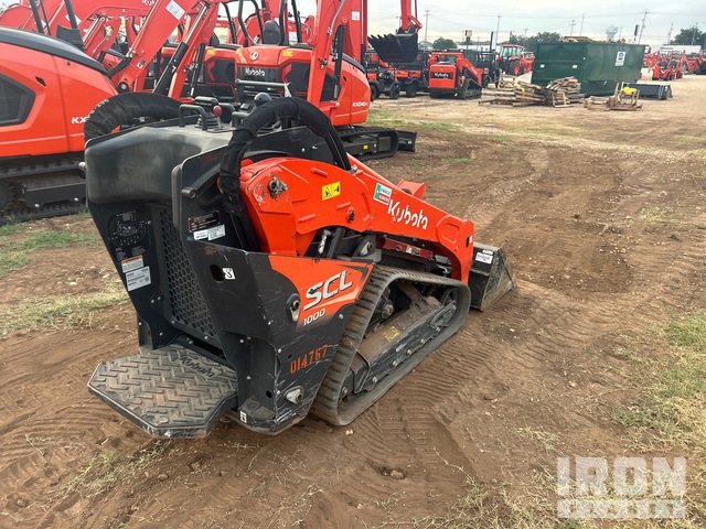 MINI CARGADOR SOBRE ORUGAS COMPACTO KUBOTA SCL1000