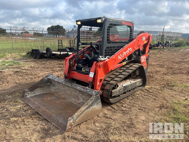 MINI CARGADOR SOBRE ORUGAS KUBOTA SVL652
