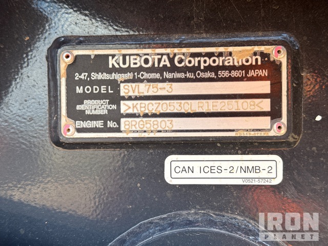 MINI CARGADOR SOBRE ORUGAS 2024 KUBOTA SVL753