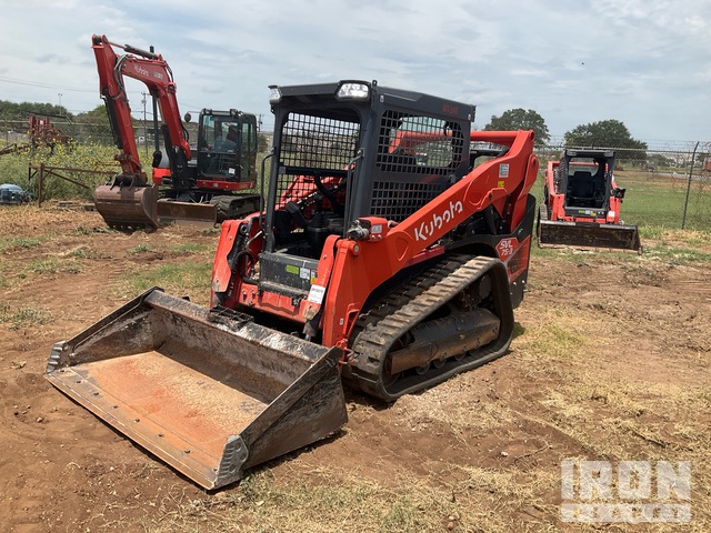 MINI CARGADOR SOBRE ORUGAS KUBOTA SVL753