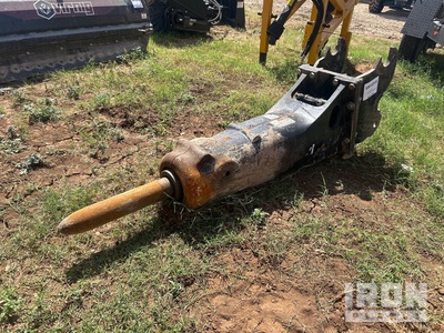Land Pride APBR860 14 in Hydraulic Breaker