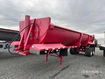 1997 Ranch Manufacturing 38 ft T/A Przyczepa wywrotka