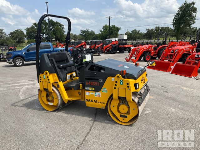 COMPACTADOR 2024 SAKAI SW354