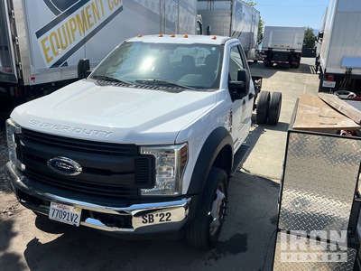 2019 Ford F-550 XL 4x2 Cabine et châssis (Inoperable)