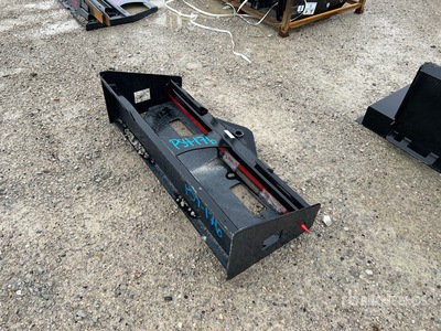 2025 Kit Containers QT-BSS 48 in Skid Steer Bale Spear (Unused)
