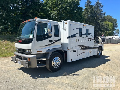 2008 GMC T7500 4x2 Sleeper Prime Mover