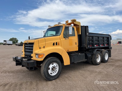 1998 Ford LT9511 6x4 T/A Dump Truck