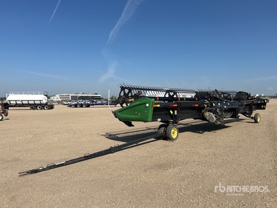John Deere 440 40 ft Draper Combine Header