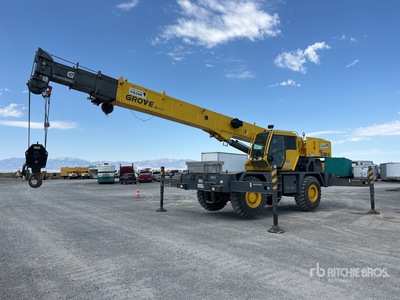 2013 Grove RT530E-2 30 ton 4x4 Rough Terrain Crane