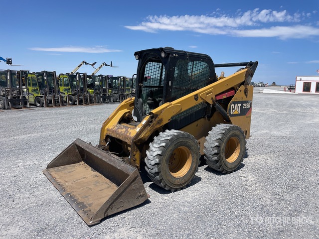 2015 Cat 262D Two-Speed Skid Steer Loader | Ritchie Bros. Auctioneers