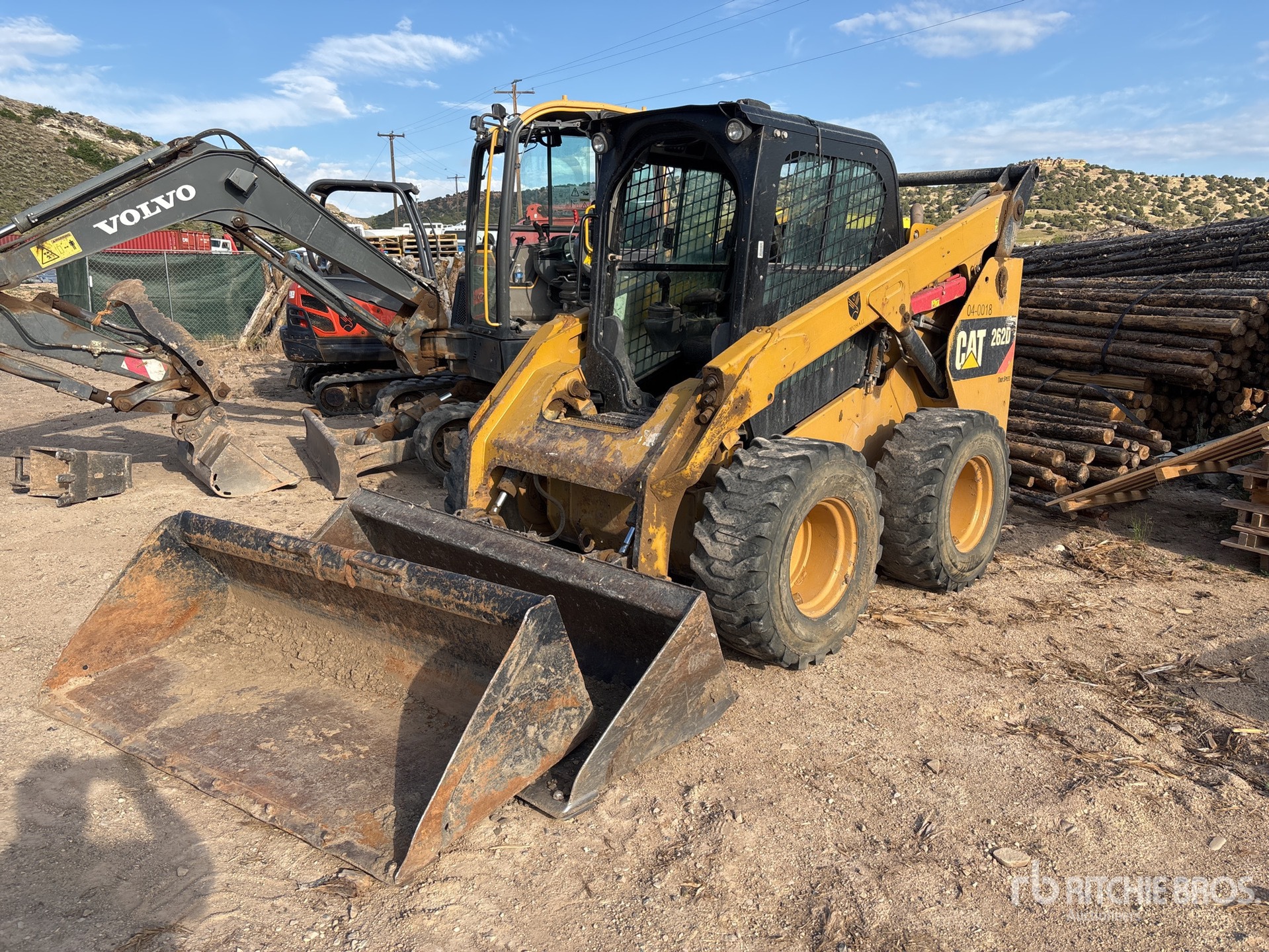 2015 Cat 262D Two-Speed Skid Steer Loader
