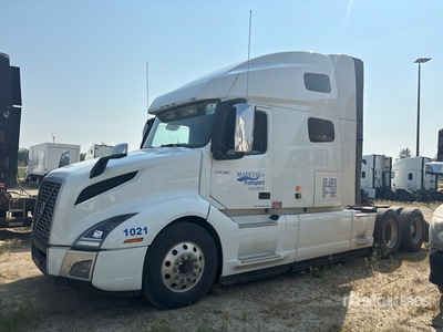 2023 Volvo VNL 6x4 T/A Sleeper Truck Tractor