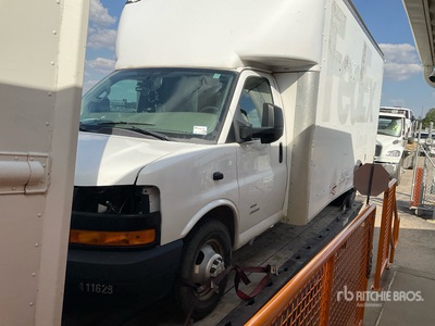 2018 Chevrolet Express  G4500 Van Truck