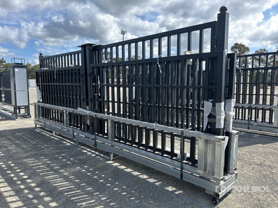 Quantity of (3) Suihe 20 ft Bi-Parting Einfahrtstor (Unused)