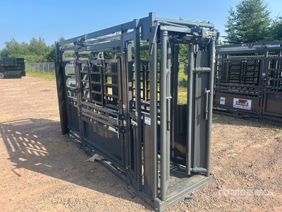 2024 BYT CC003 12 ft 6 in Upgraded Stockman Squeeze Chute (Unused)