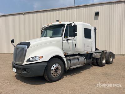 2010 International Sleeper Truck Tractor