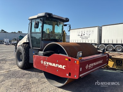 2025 Dynapac CA405D Rullo vibrante ferro gomma (Unused)