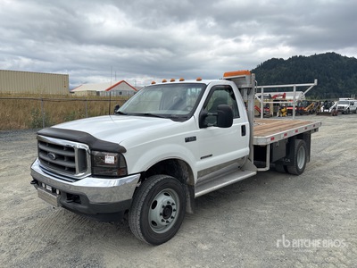 2001 Ford F-550 XLT 4x4 Flatbed Truck