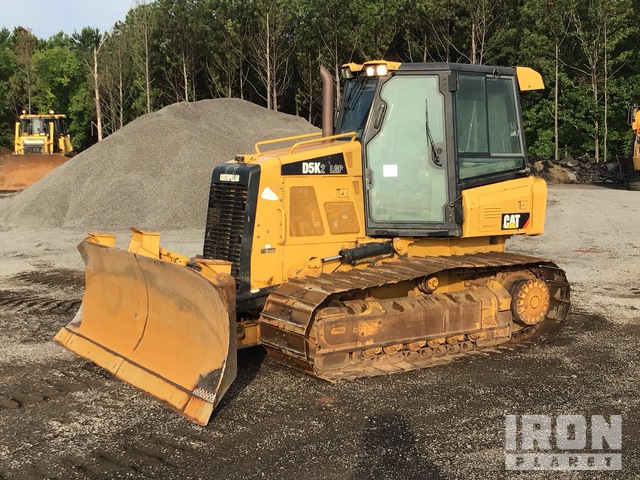 TOPADOR FRONTAL CATERPILLAR D5K2LGP
