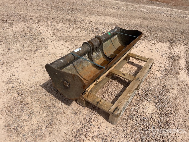 1400 mm Cleanup Godet Bucket | Ritchie Bros. Auctioneers