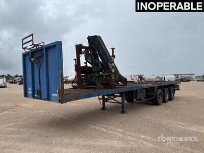 Kaiser Tri/A Semi-Remorque Plateau Avec Grue Hiab 140AW Flatbed Trailer (Inoperable)