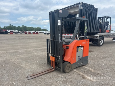 2022 Toyota 8BNCU20 4000 lb Electric Forklift