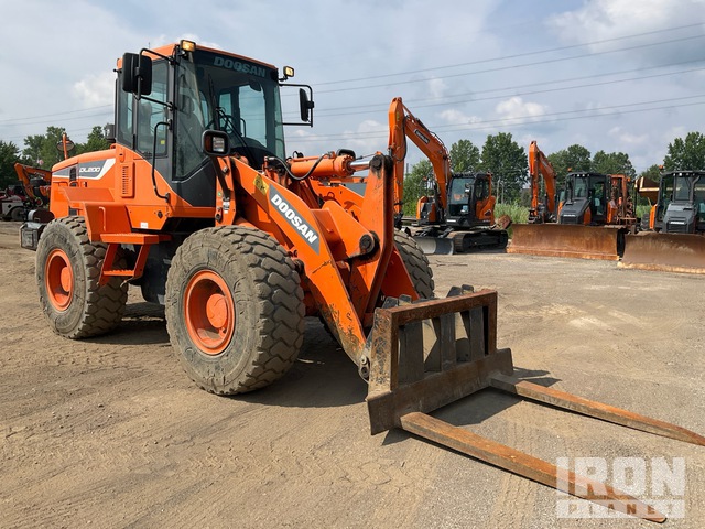 CARGADOR FRONTAL 2016 DOOSAN DL2005