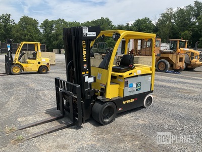 Hyster E100XN Electric Forklift
