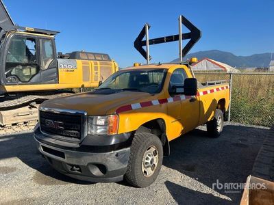 2011 GMC Sierra 2500HD 4x2 Ute (Inoperable)