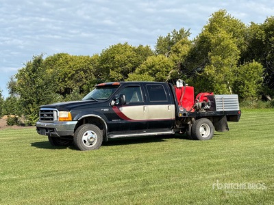 2000 Ford F-350 4x4 Crew Cab 平台トラック