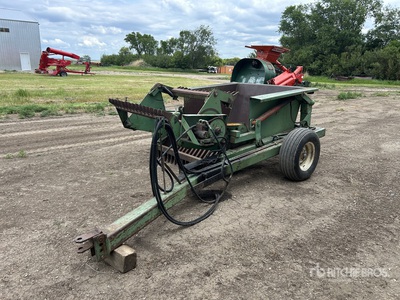 Crown Paddle Rock Picker