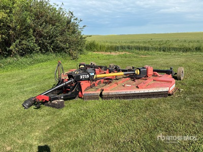 Bush Hog 3715 15 ft قاطع الأشجار