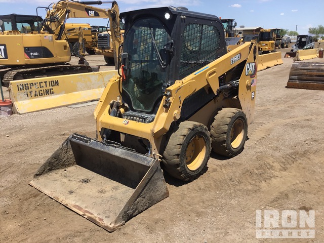 MINI CARGADOR SOBRE RUEDAS 2020 CATERPILLAR 226D3
