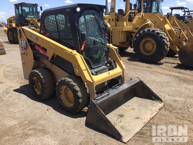 MINI CARGADOR SOBRE RUEDAS 2020 CATERPILLAR 226D3