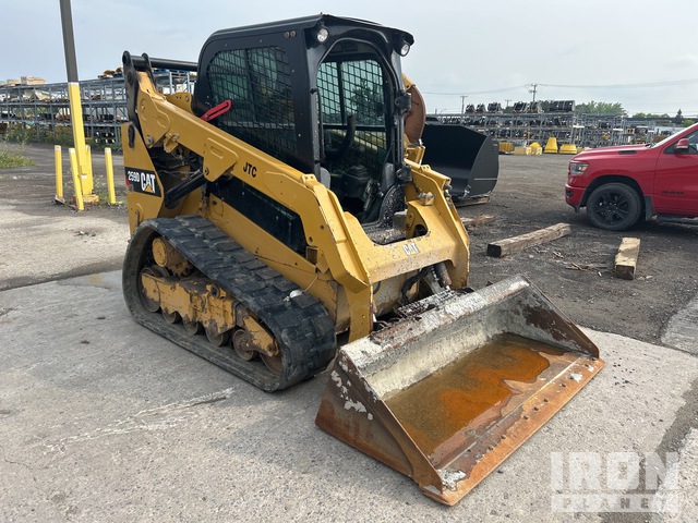 MINI CARGADOR SOBRE ORUGAS 2017 CATERPILLAR 259D