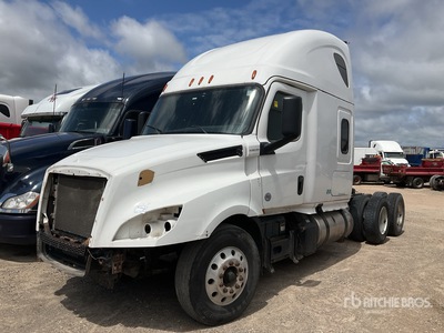 2019 Freightliner Cascadia 126 6x4 Sleeper Truck Tractor (Inoperable)