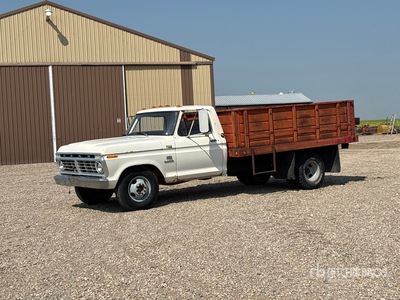 1975 Ford F-350 Custom 4x2 Grain Truck